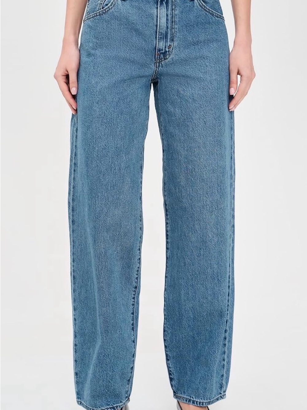 Levi’s baggy dad jeans